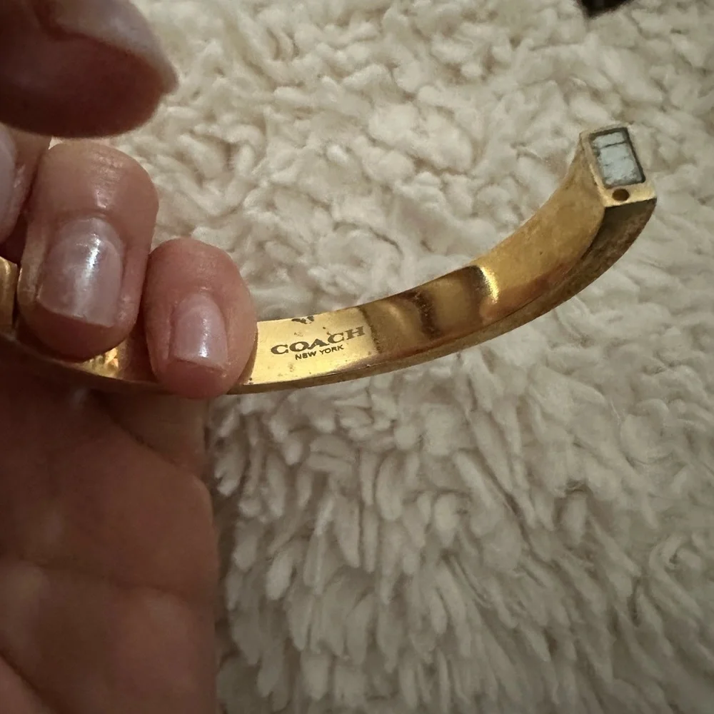 Coach hinged  barcelet - Picture 4 of 6